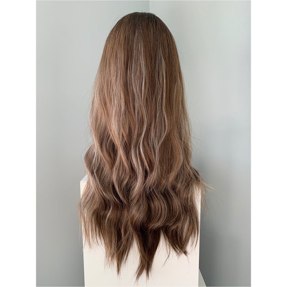 NEW Highlighted Brown Body Wave Synthetic - Picture 2 of 2